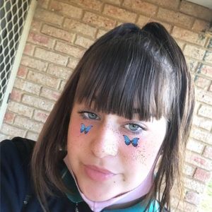 Meet your Posher, Kiara